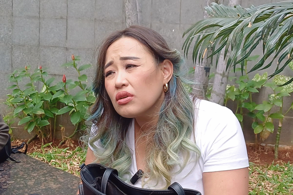 Jual Donat Sambil Live TikTok, Penghasilan Pinkan Mambo Disebut Mencapai Rp 10 Juta Sehari
